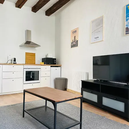 Apartment Le Nid De La Tour Charlemagne Tours