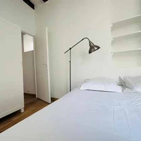 Le Nid De La Tour Charlemagne Apartment *